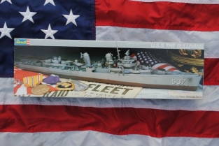 Revell 5021 U.S.S. THE SULLIVANS WWII Destroyer